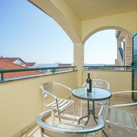 Villa David Vodice Buitenkant foto