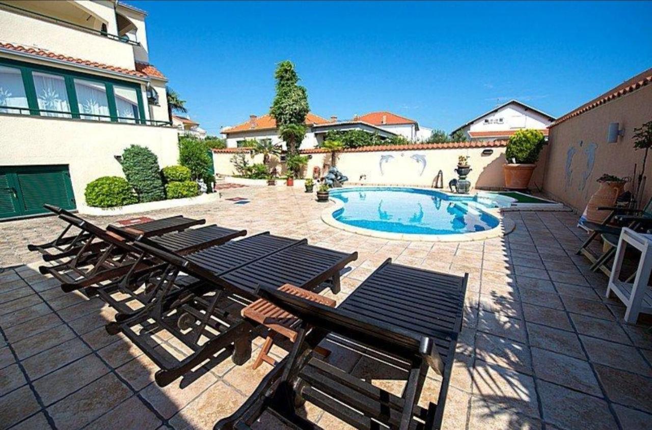 Villa David Vodice Buitenkant foto